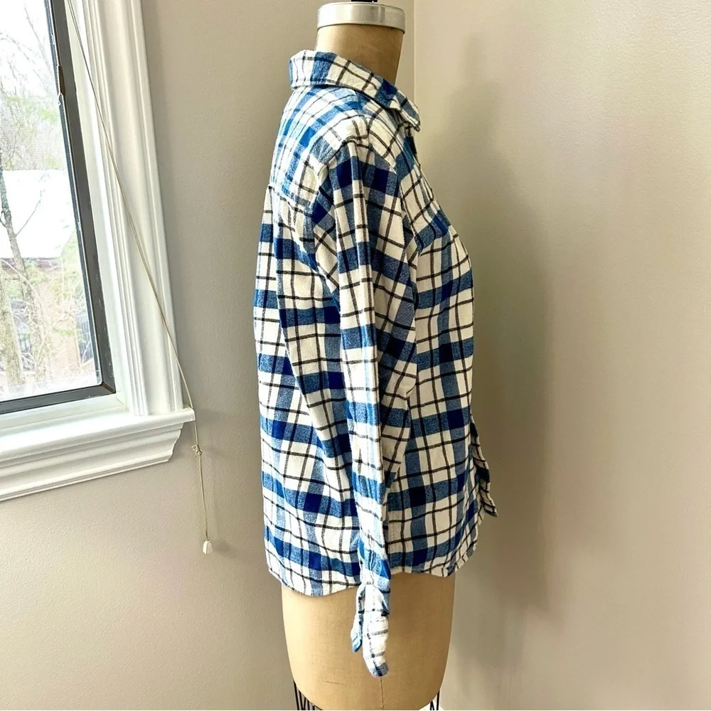 Hanna Andersson Women’s 100% Cotton Flannel Blue and Cream Button Down Sz M EUC - Picture 5 of 13